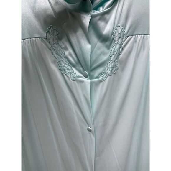 Vintage Nightgown Vanity Fair Baby Blue Button Up Made in USA. Sz M - Picture 10 of 10